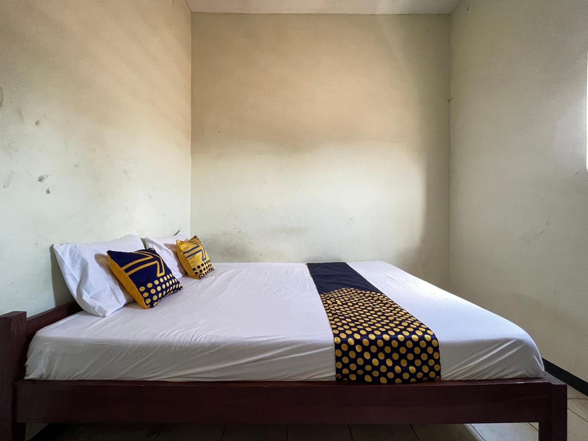 Spot On 93423 Kost Berkah Near Kebun Teh Wonosari Hotel Lawang Kültér fotó
